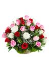 Composizione in cesto di rose