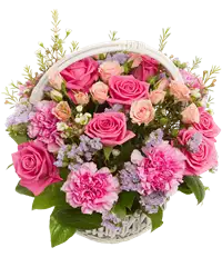 Cesto di fiori rosa e lilla